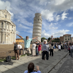  Leaning Tower of Pisa